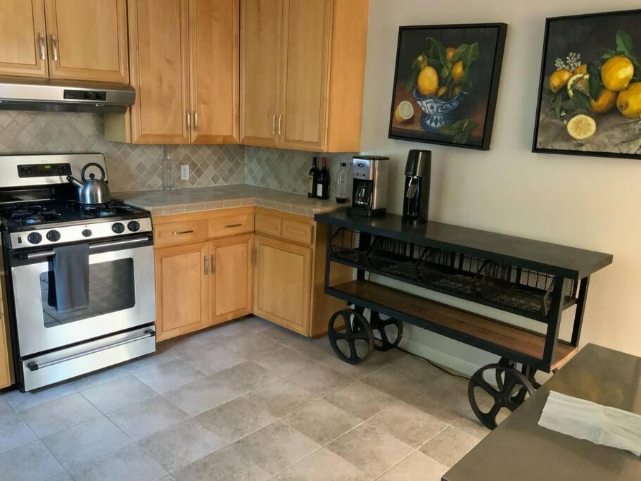 House, Walking Distance From Universal Studios Λος Άντζελες Εξωτερικό φωτογραφία